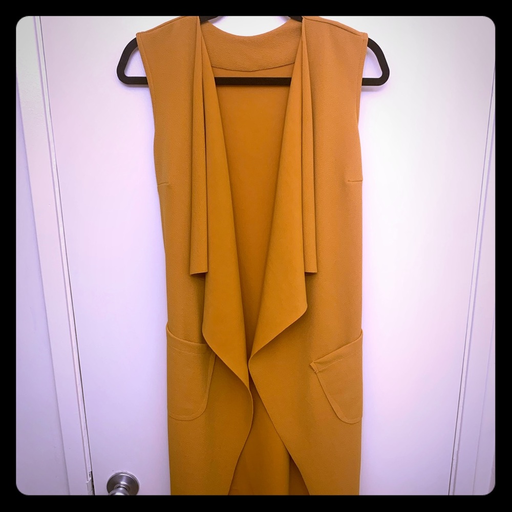 Beautiful Yellow/ Gold Sleeveless Kimono